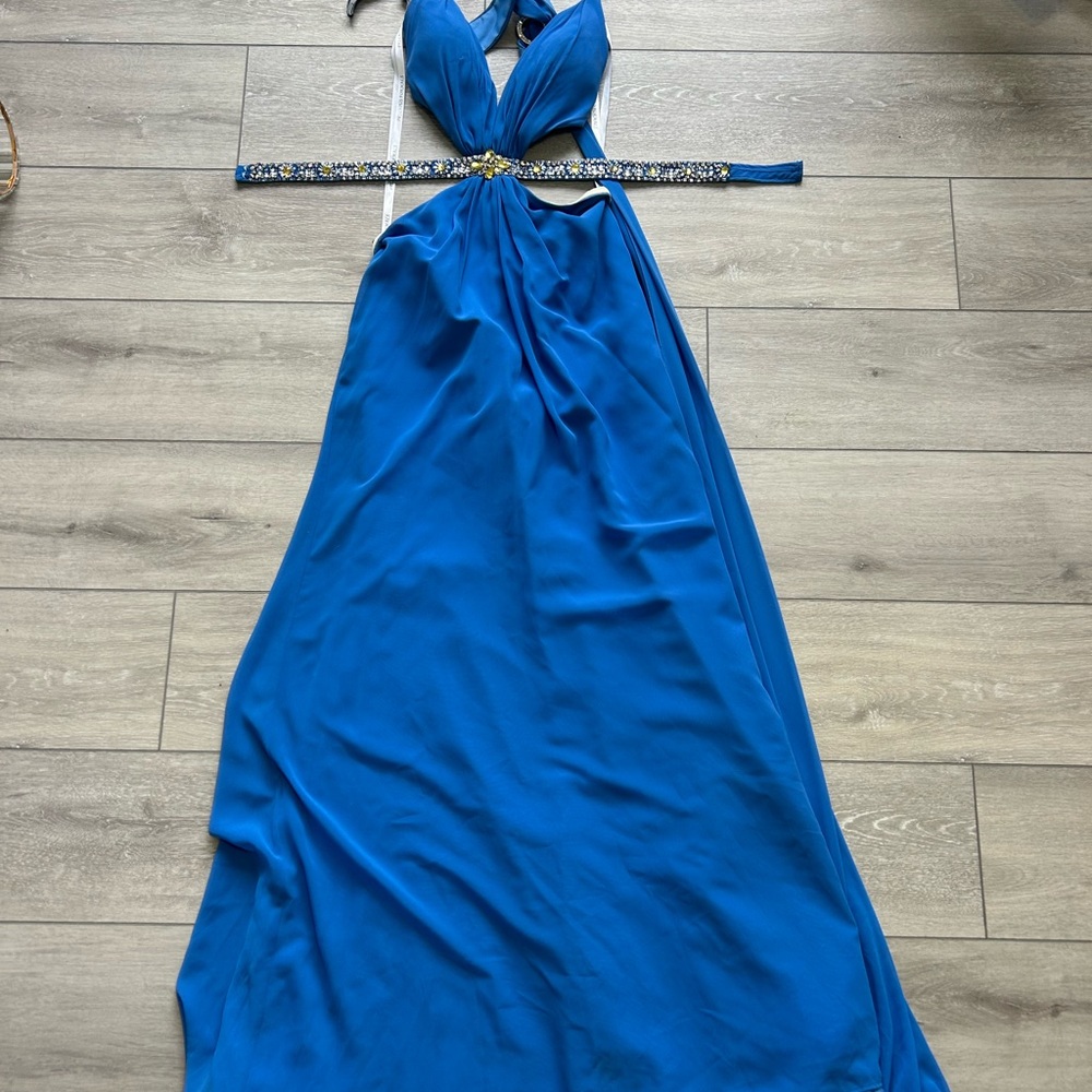 Elegant Blue Evening Prom Gown